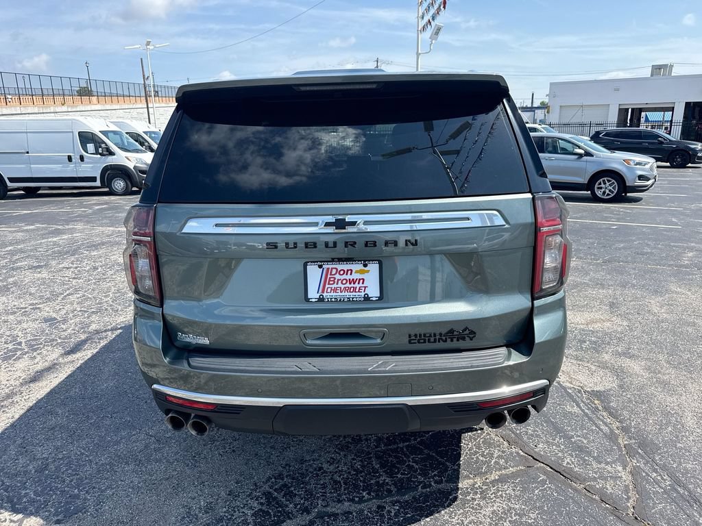 Used 2023 Chevrolet Suburban High Country AWD/4WD image 27