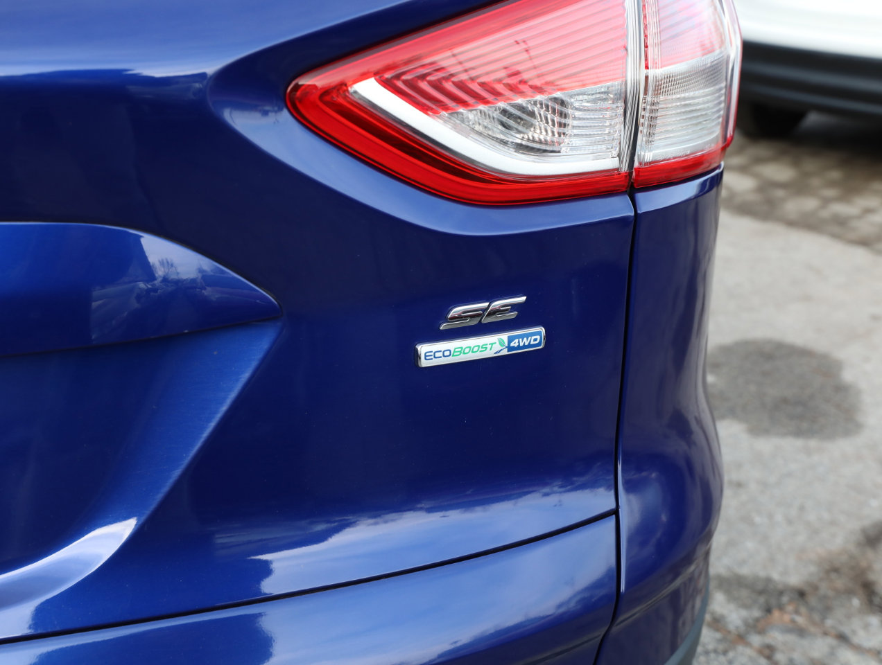 Used 2015 Ford Escape SE w/ Equipment Group 201A image 8