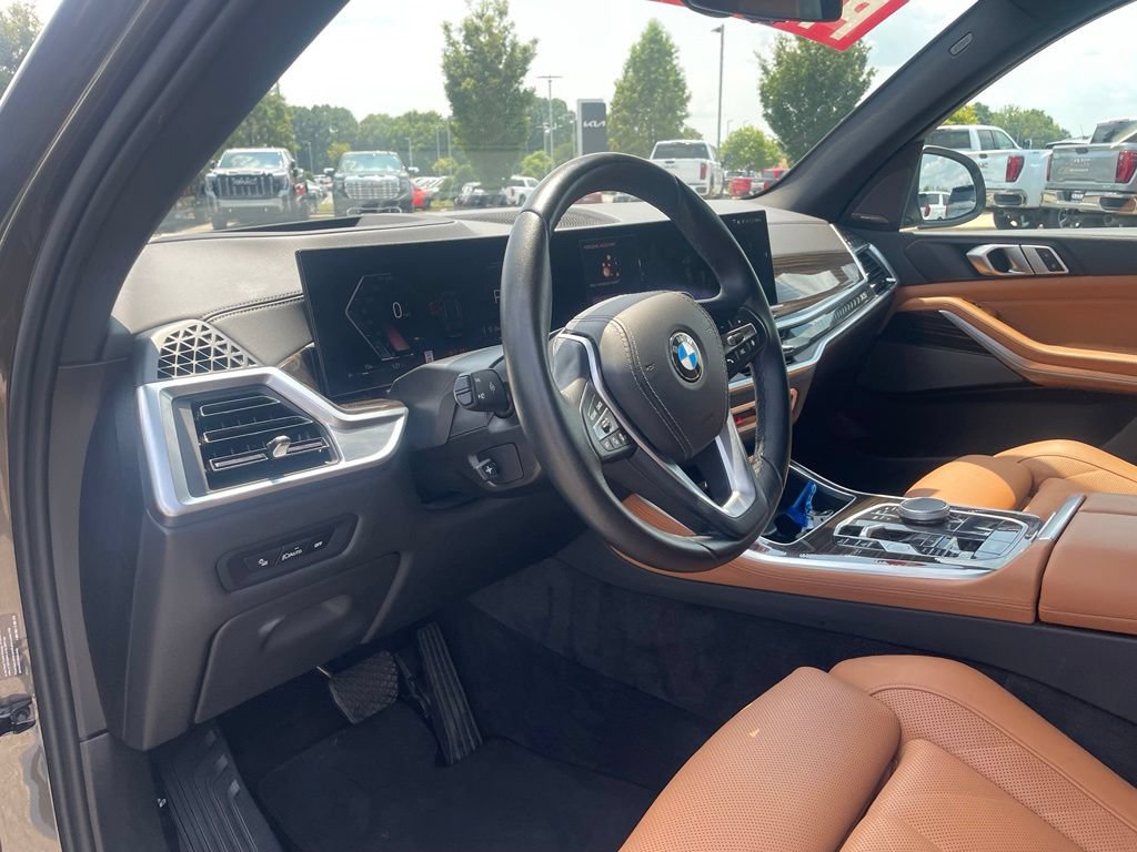 Used 2026 BMW X5 xDrive40i AWD/4WD image 12