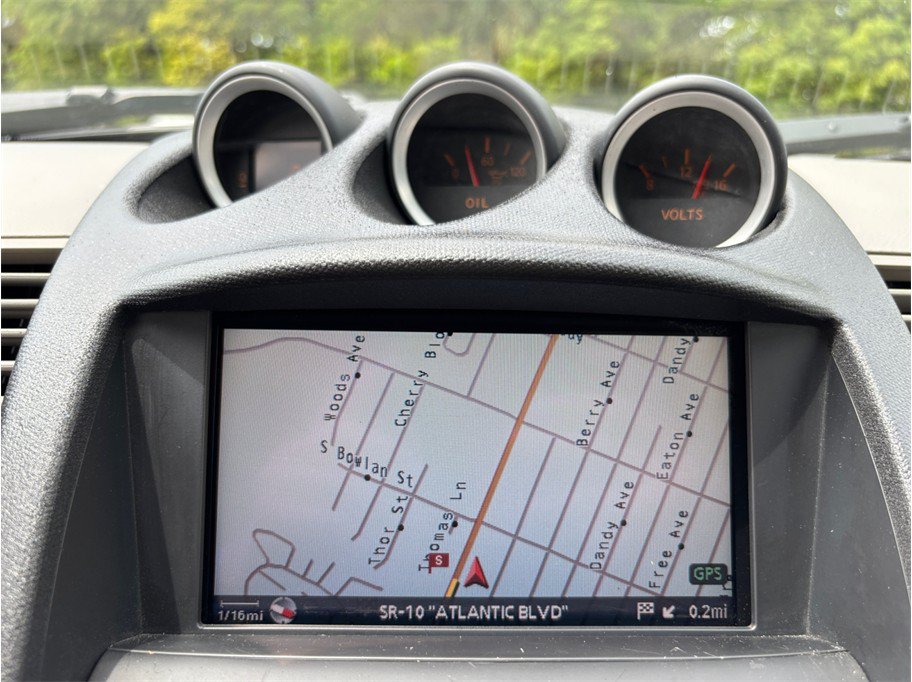 Used 2009 Nissan 350Z Touring RWD image 24