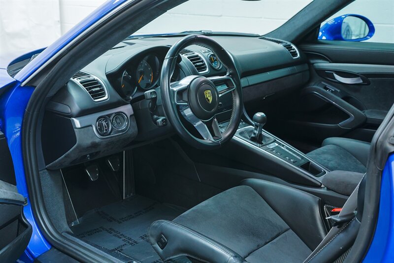 Used 2016 Porsche Cayman GT4 RWD image 55