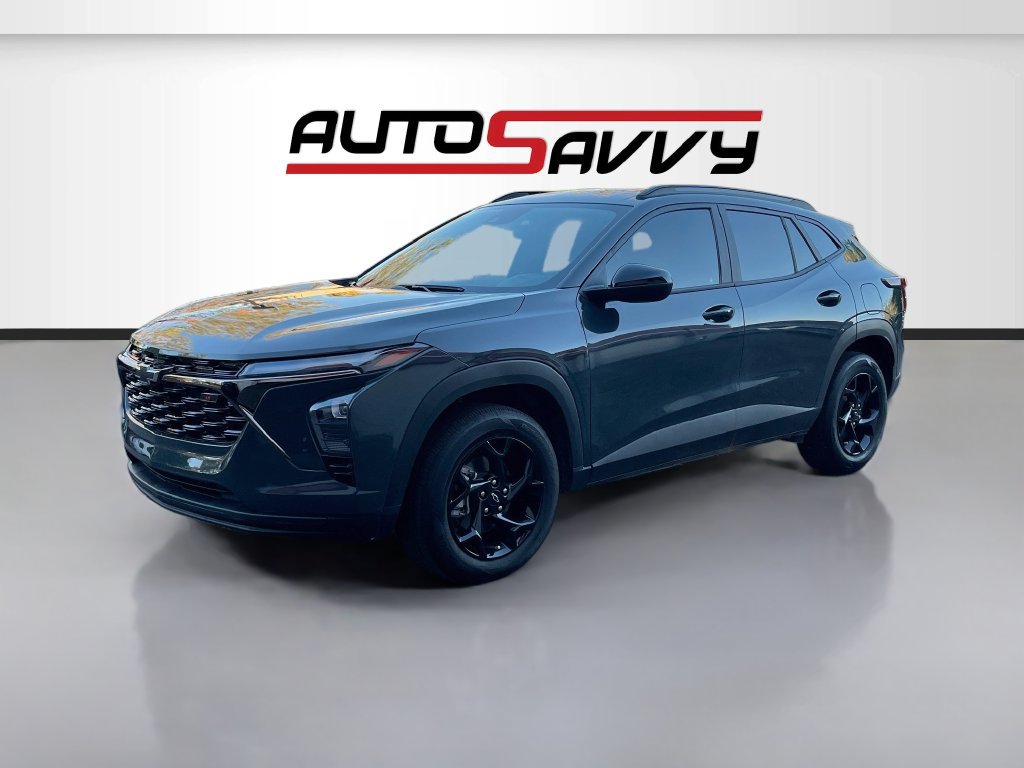 Used 2026 Chevrolet Trax LT w/ Driver Confidence Package FWD image 3