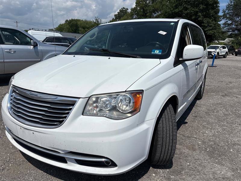 Used 2016 Chrysler Town & Country Touring w/ Driver Convenience Group