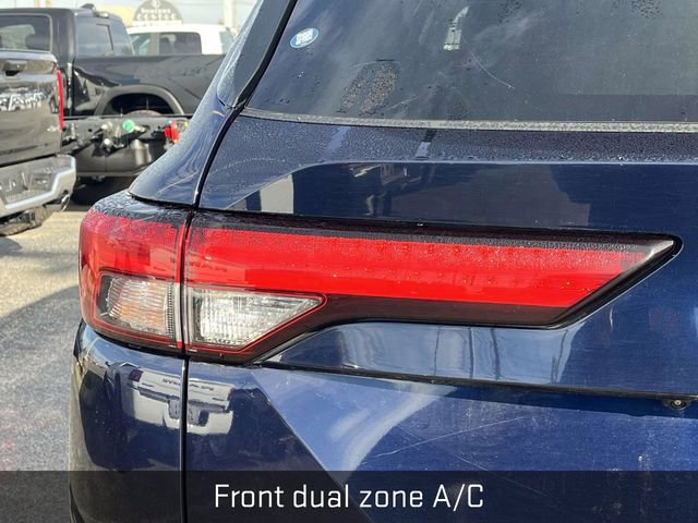 Used 2023 Mitsubishi Outlander SE image 10