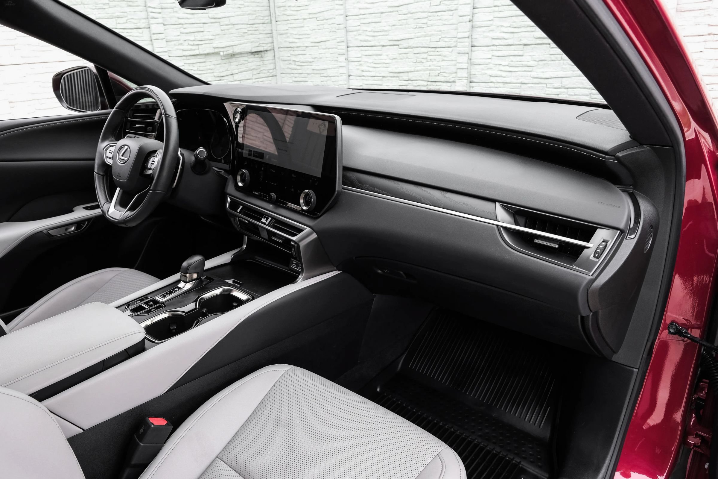Used 2023 Lexus RX 350 Premium w/ Accessory Package FWD image 14