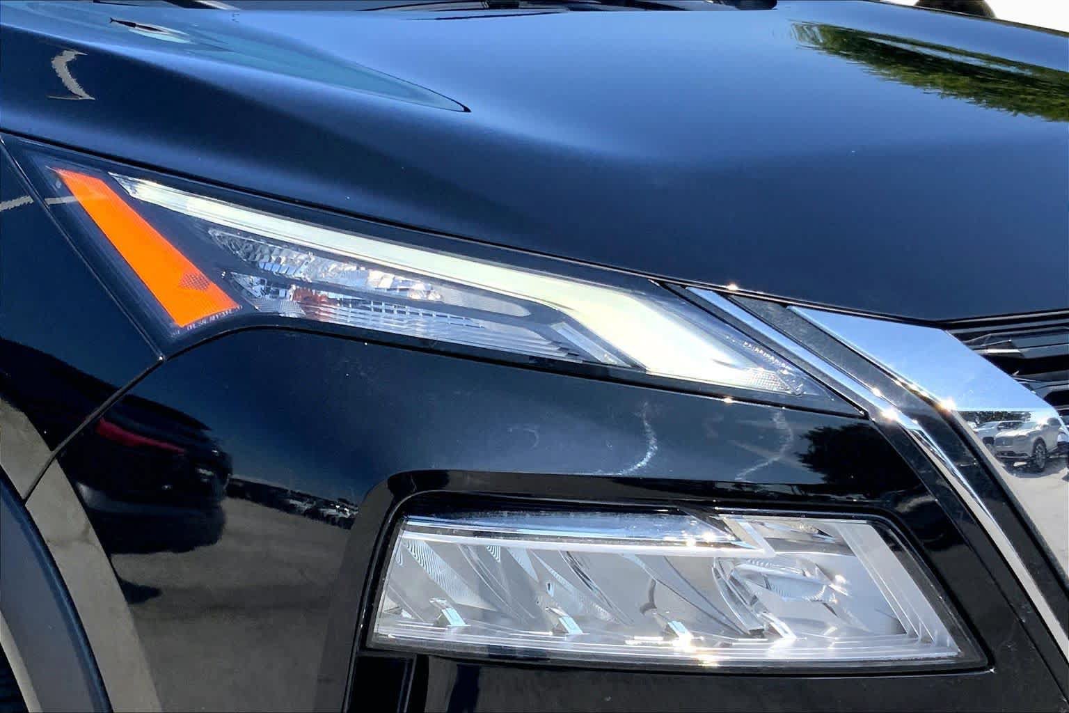 Used 2021 Nissan Rogue SL w/ Premium Package FWD image 26