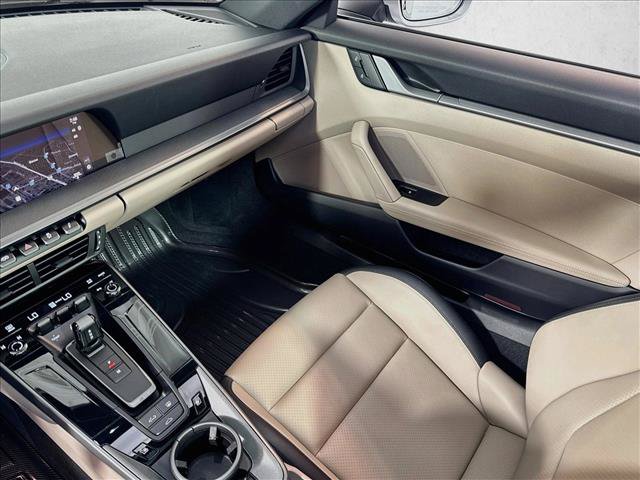 Certified 2025 Porsche 911 Carrera RWD image 20
