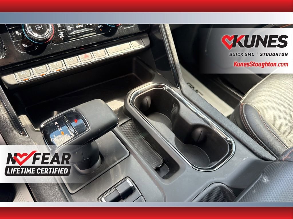 Used 2023 GMC Sierra 1500 AT4 w/ Technology Package AWD/4WD image 35