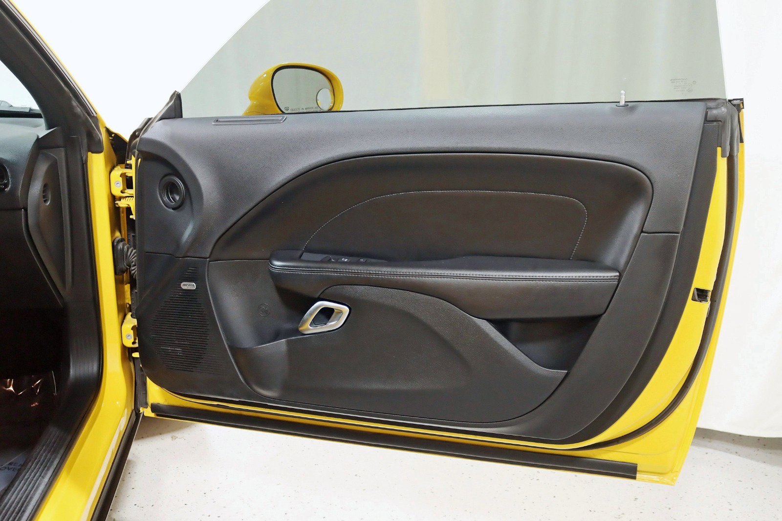 Used 2018 Dodge Challenger SXT Plus image 33