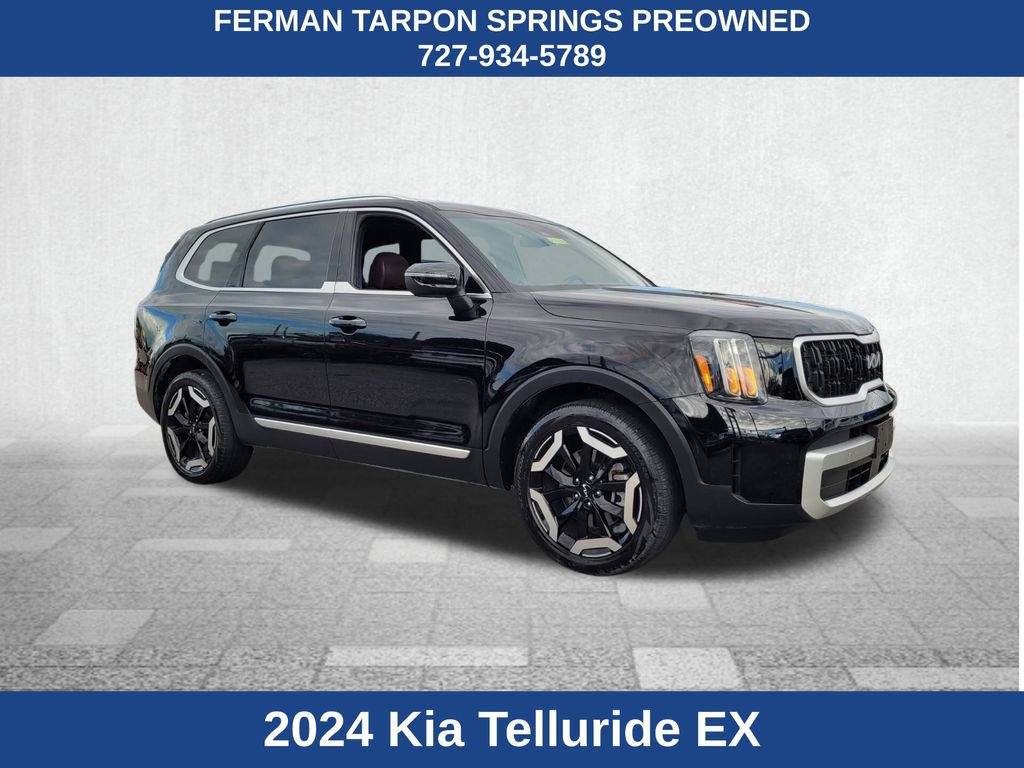 Used 2024 Kia Telluride EX w/ EX Captain's Chair Package