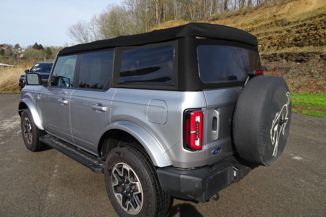 Used 2022 Ford Bronco Outer Banks image 8