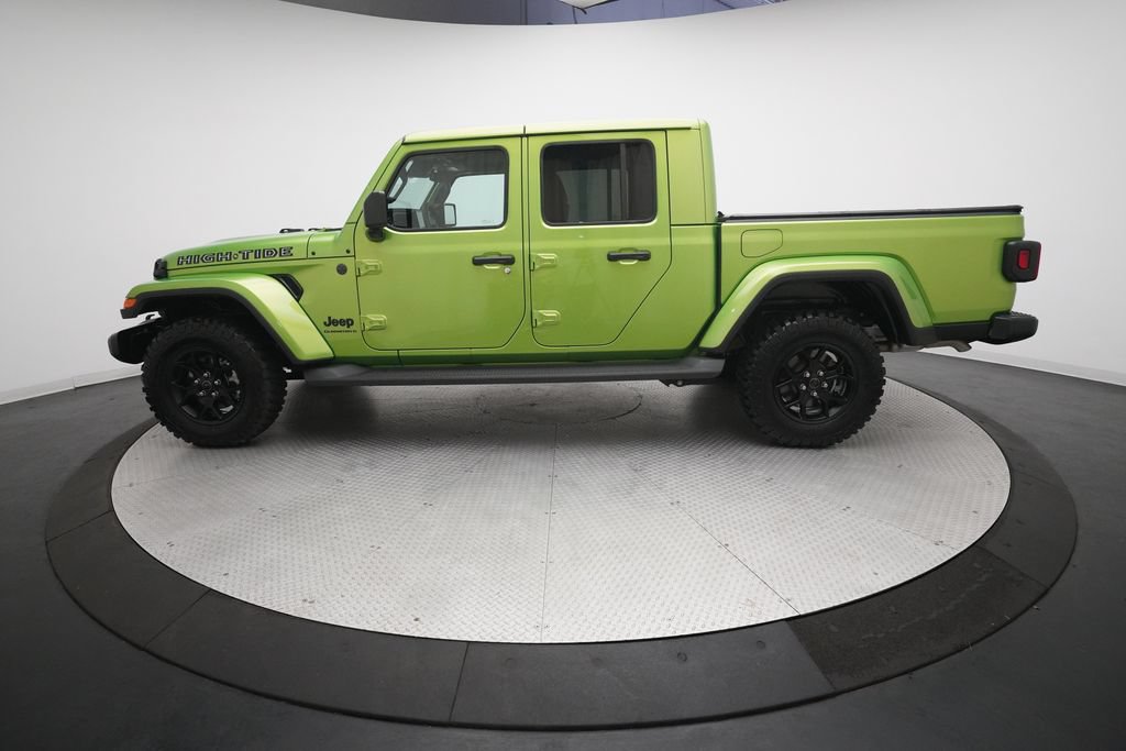 Used 2025 Jeep Gladiator Sport AWD/4WD image 23