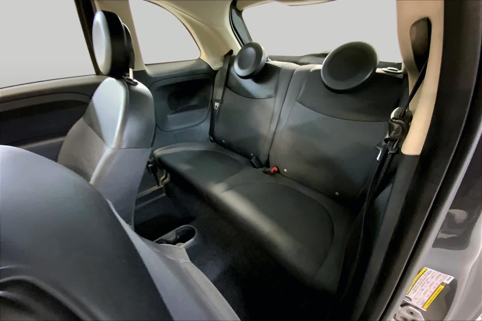 Used 2015 FIAT 500 Pop FWD image 20