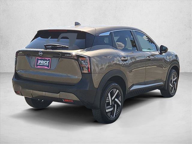 Certified 2025 Nissan Kicks SV FWD image 5