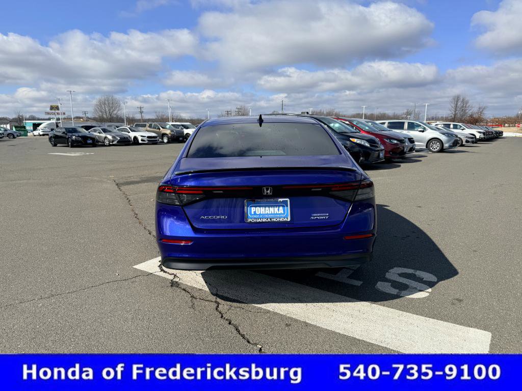 Used 2023 Honda Accord Sport image 5