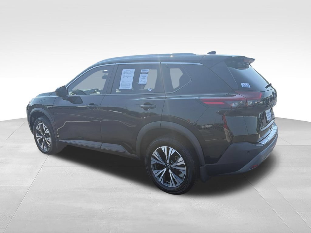 Used 2023 Nissan Rogue SV w/ SV Premium Package AWD/4WD image 3