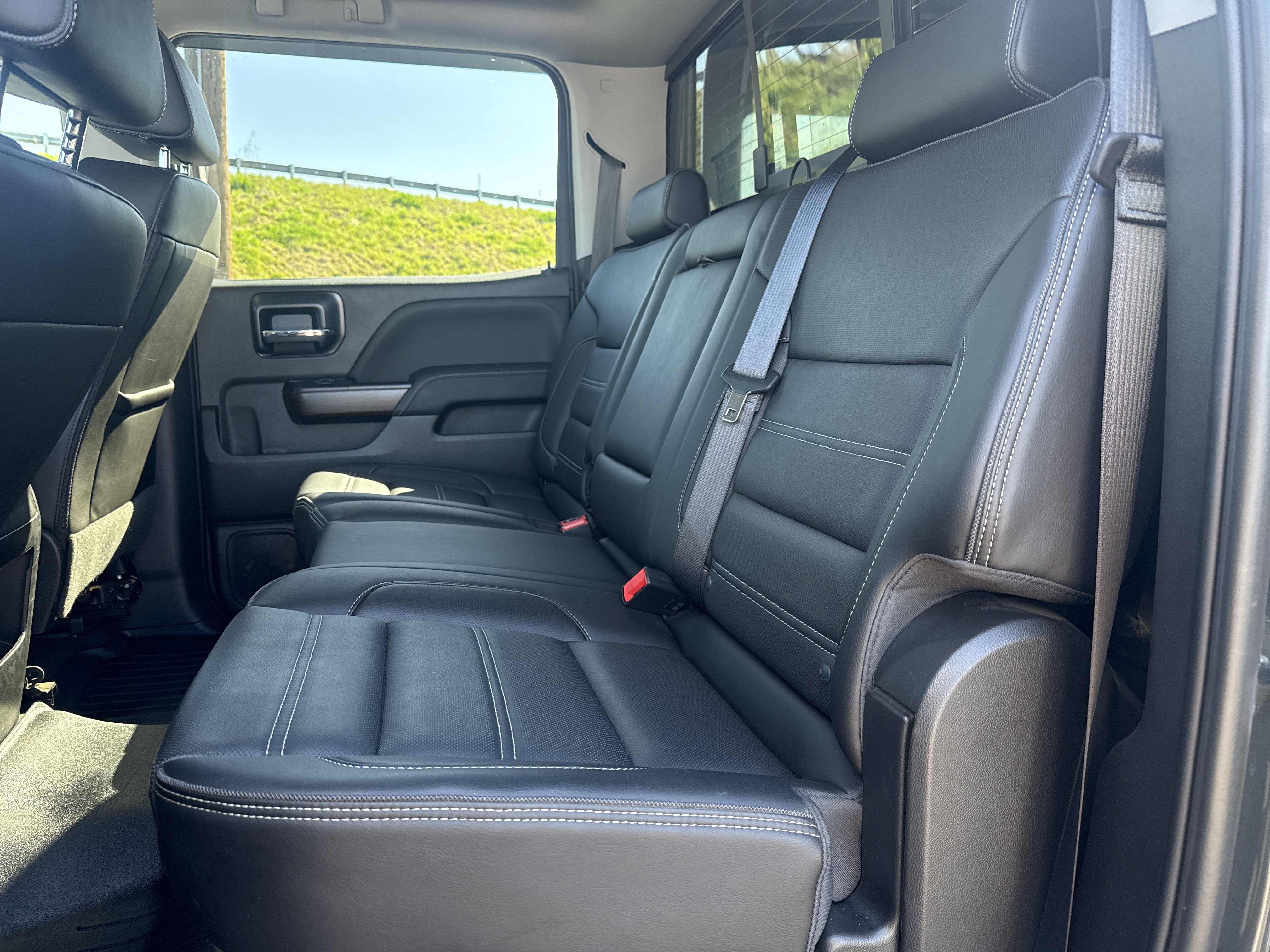 Used 2018 GMC Sierra 1500 Denali AWD/4WD image 13