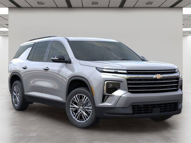New 2026 Chevrolet Traverse LT image 1