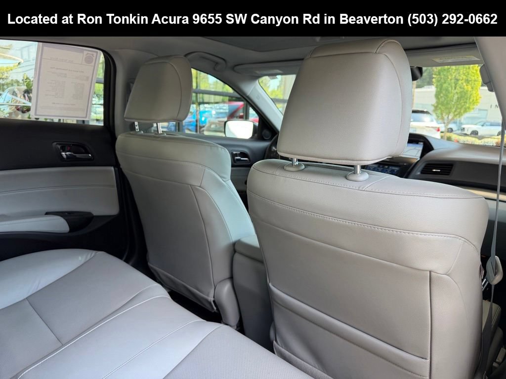 Used 2017 Acura ILX FWD image 32