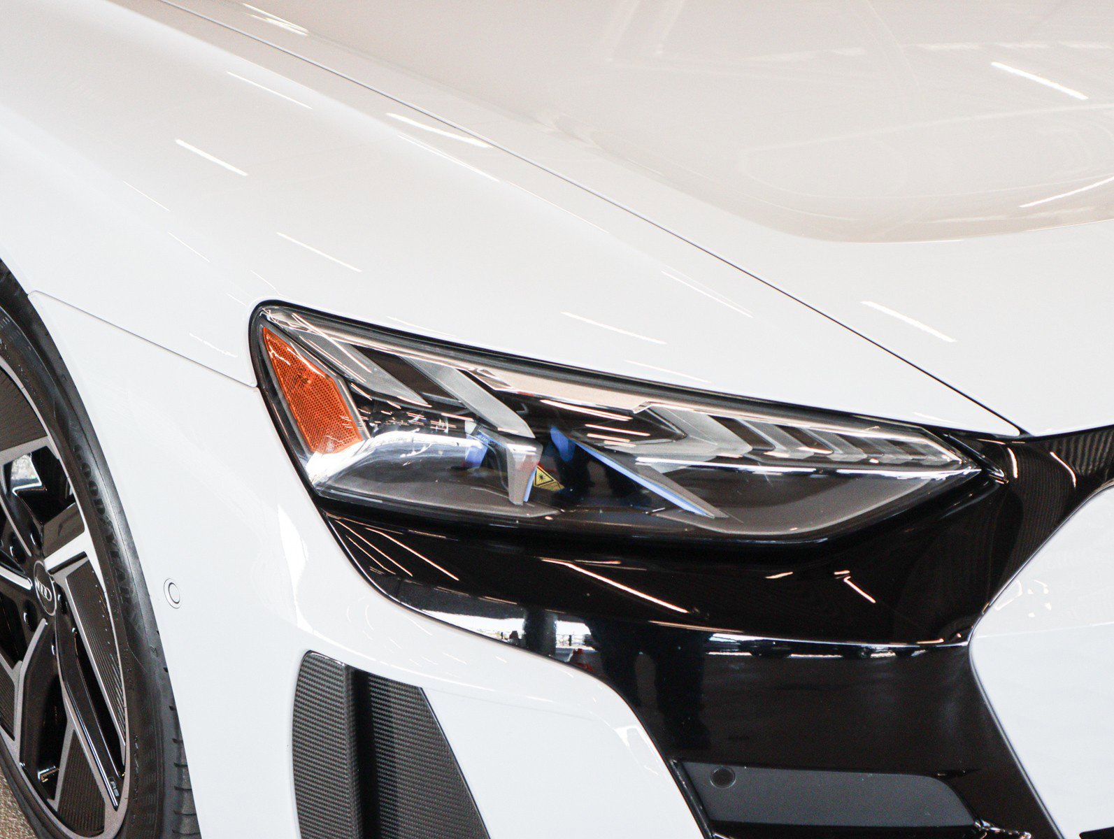 Used 2024 Audi RS e-tron GT image 30