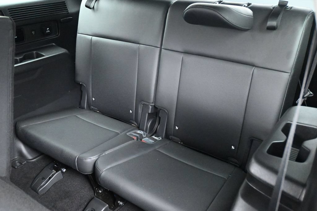 Used 2024 Hyundai Santa Fe Limited FWD image 31
