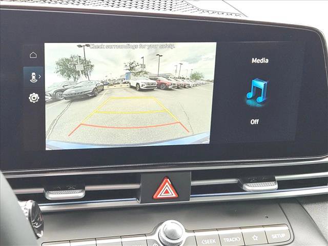 New 2026 Hyundai Elantra Limited FWD image 14