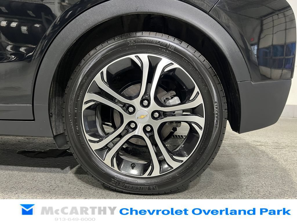 Used 2017 Chevrolet Bolt Premier w/ Driver Confidence II Package FWD image 30