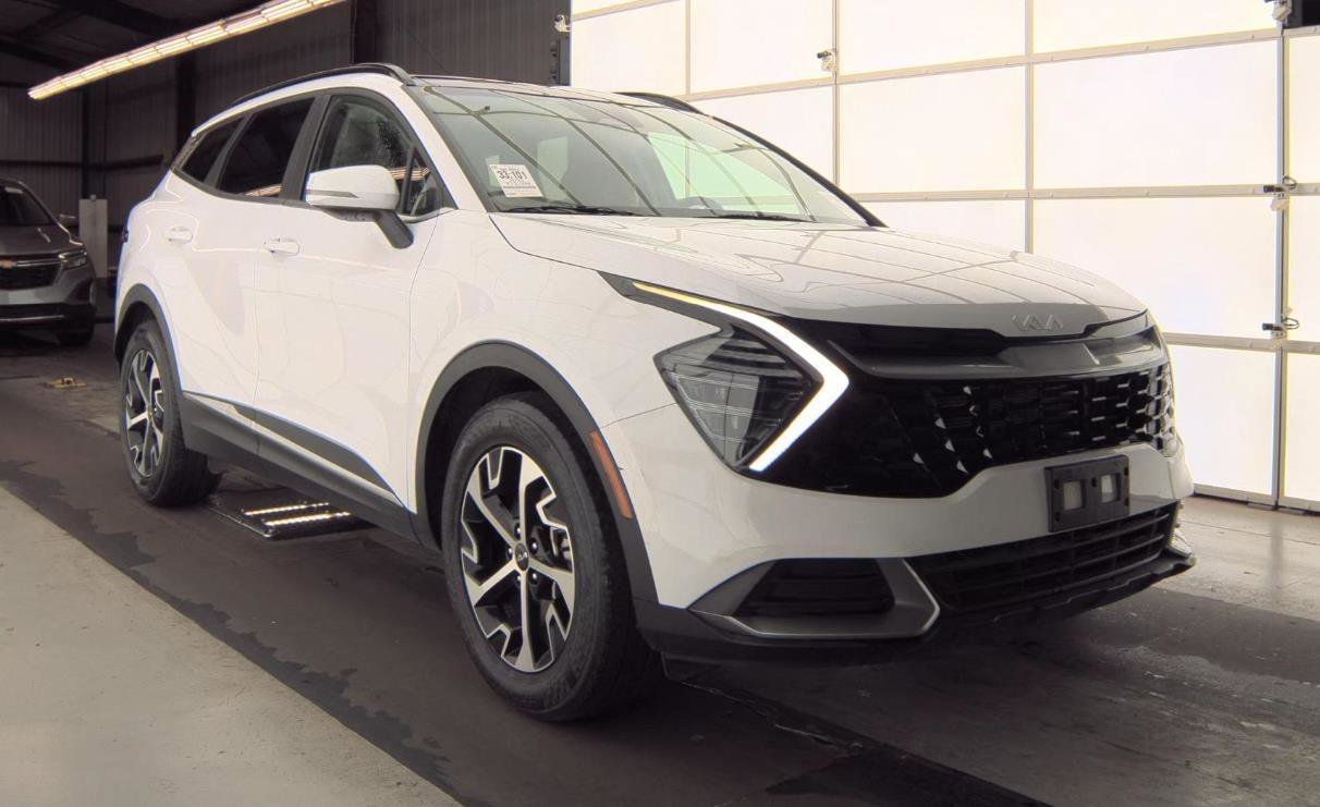 Used 2025 Kia Sportage EX w/ Premium Package