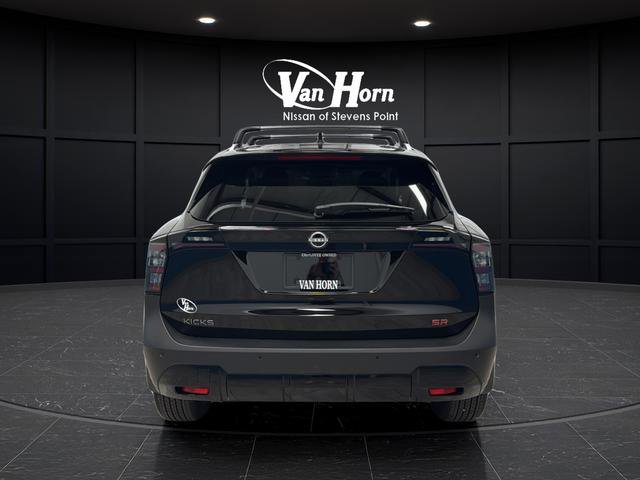 Used 2025 Nissan Kicks SR FWD image 6