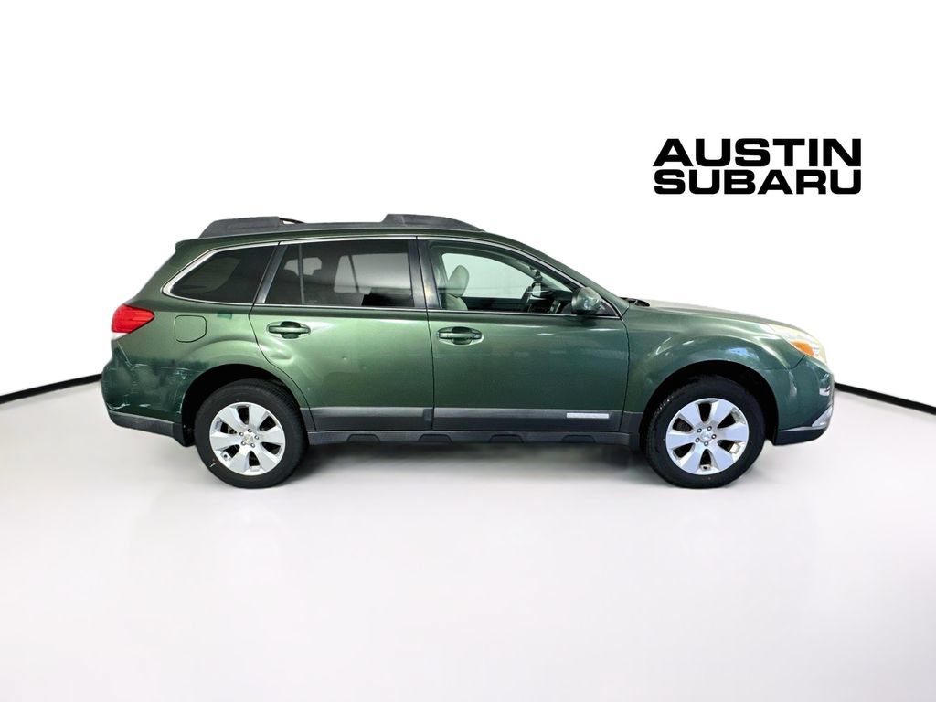 Used 2011 Subaru Outback 2.5i Premium AWD/4WD image 8