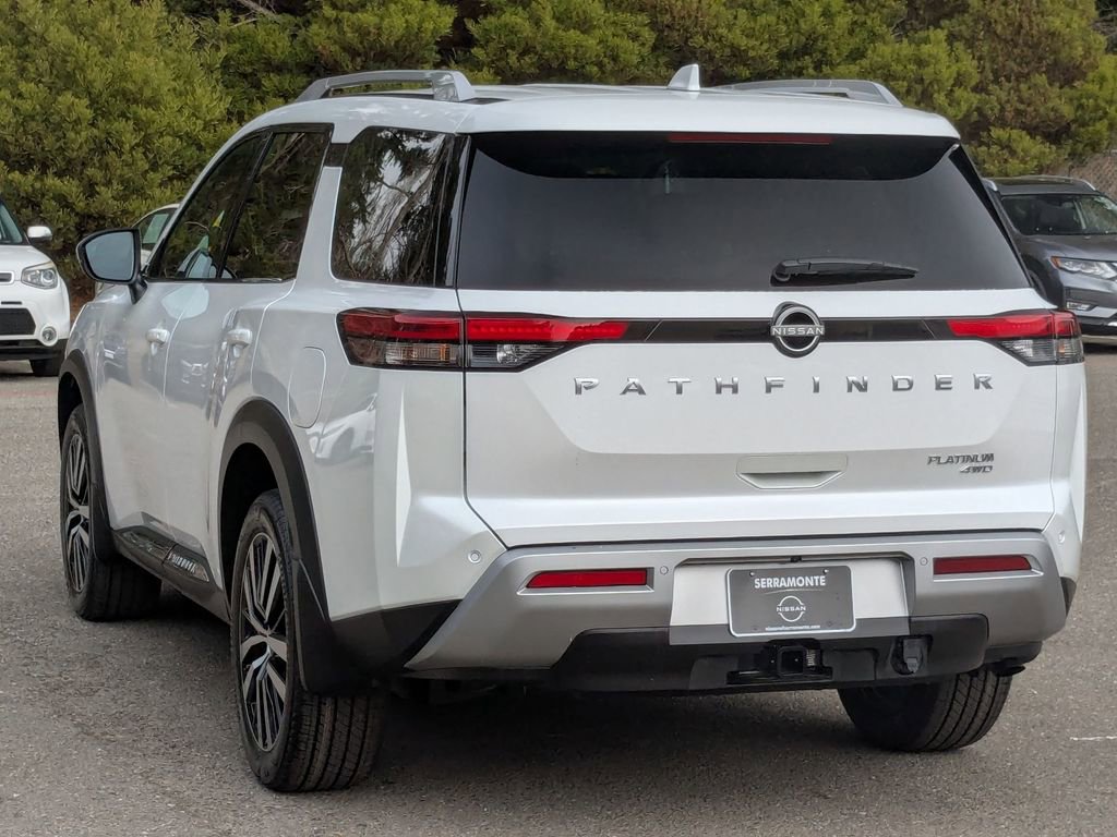 New 2025 Nissan Pathfinder Platinum w/ Cargo Package image 9