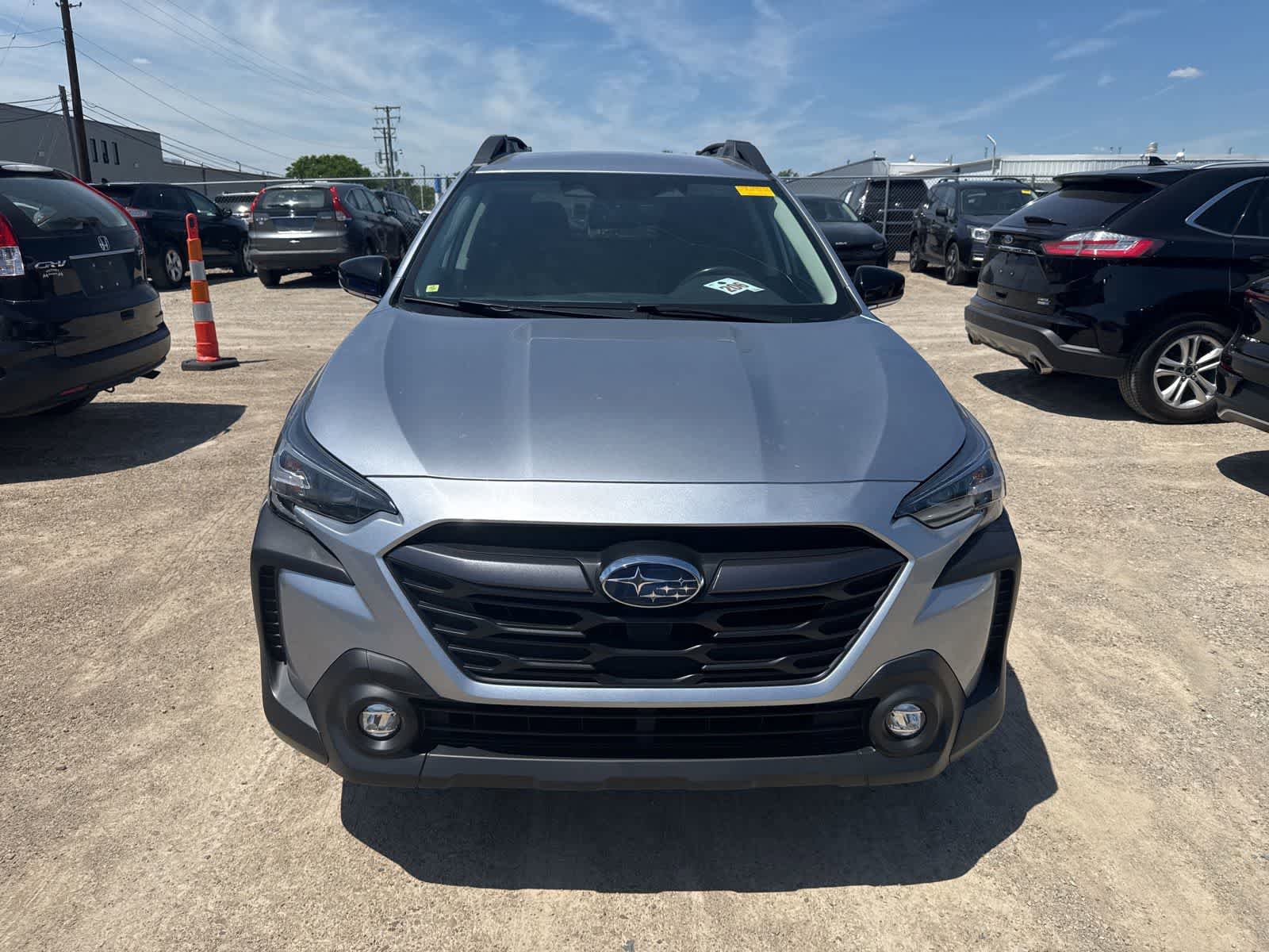 Used 2024 Subaru Outback Premium AWD/4WD image 10