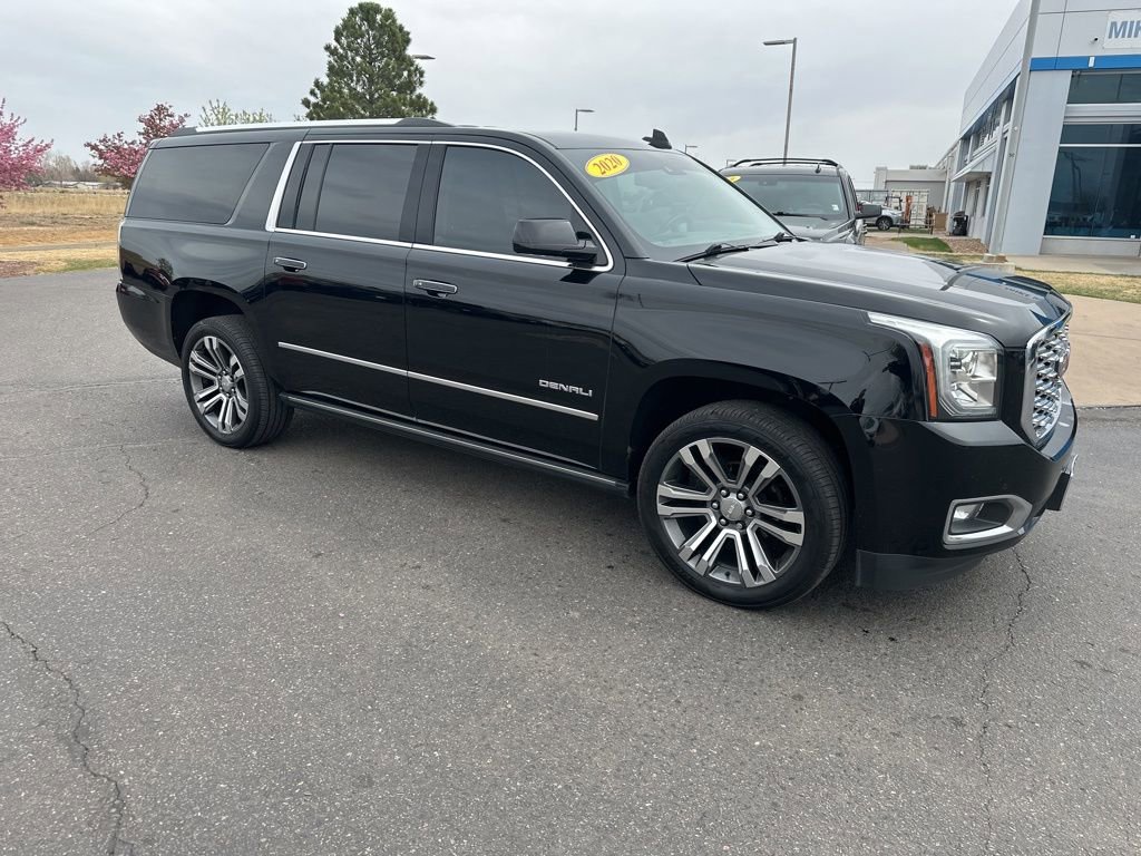 Used 2020 GMC Yukon XL Denali w/ Denali Premium Package image 43