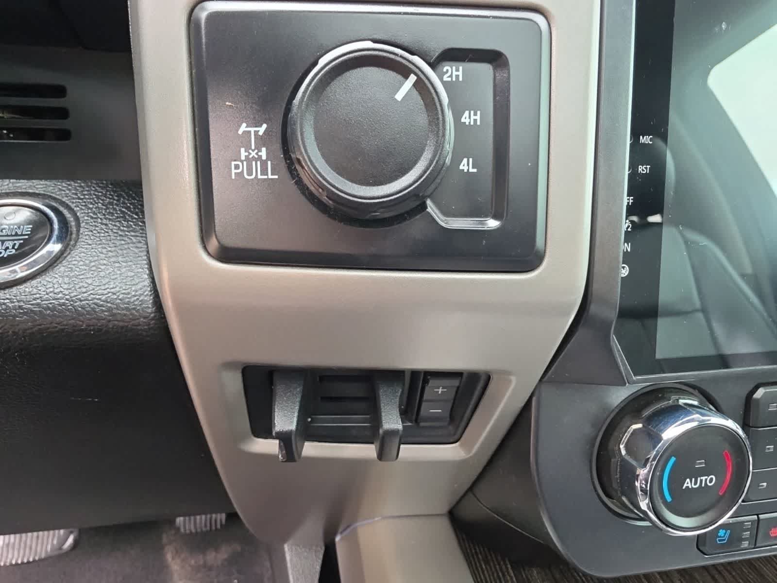 Used 2020 Ford F350 Lariat w/ Tremor Off-Road Package AWD/4WD image 34