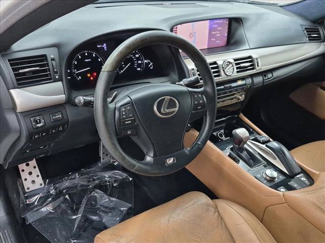 Used 2016 Lexus LS 460 w/ F Sport Package RWD image 10