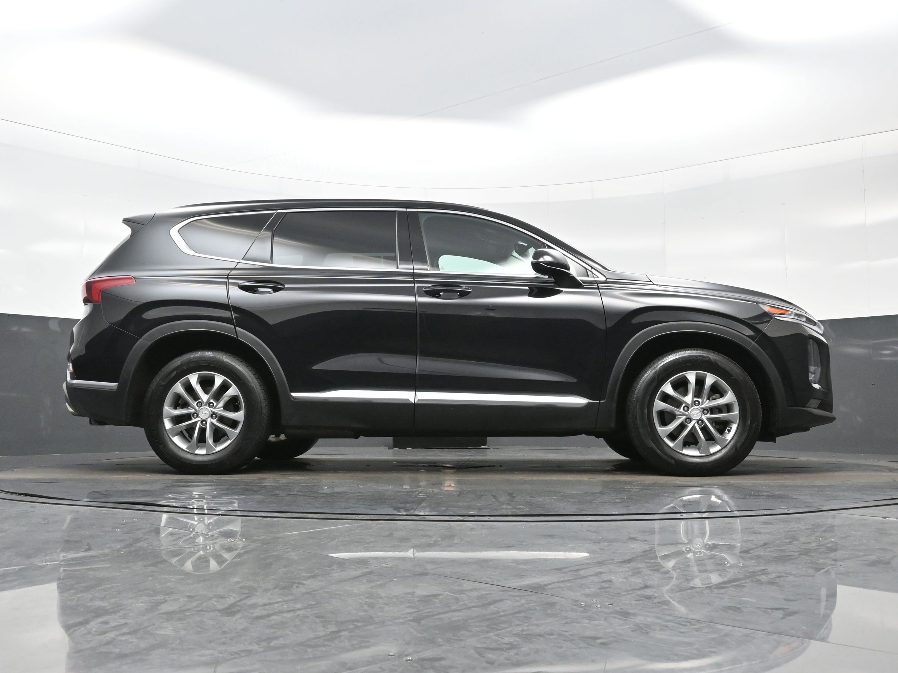 Used 2020 Hyundai Santa Fe SEL FWD image 30
