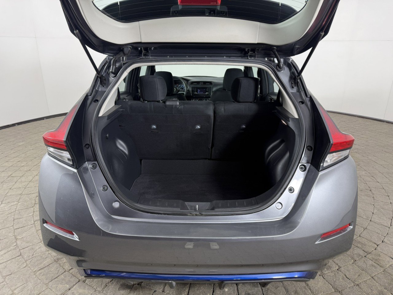 Used 2019 Nissan Leaf S w/ S Charge Package image 7