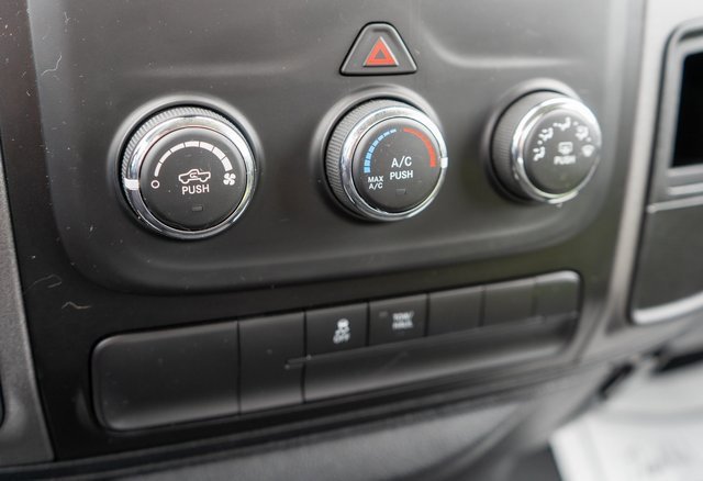 Used 2018 RAM 1500 Express image 21