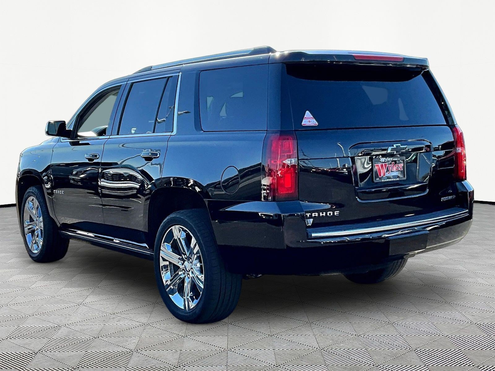 Used 2020 Chevrolet Tahoe Premier RWD image 4