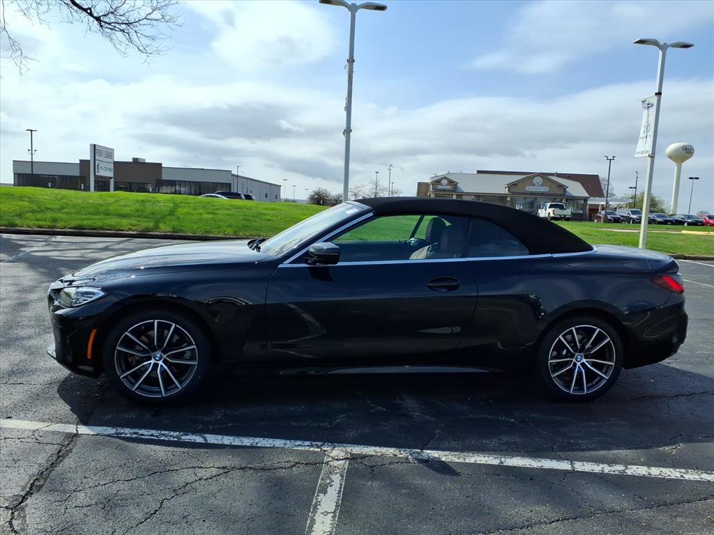 Used 2024 BMW 430i xDrive Convertible w/ Premium Package AWD/4WD image 4