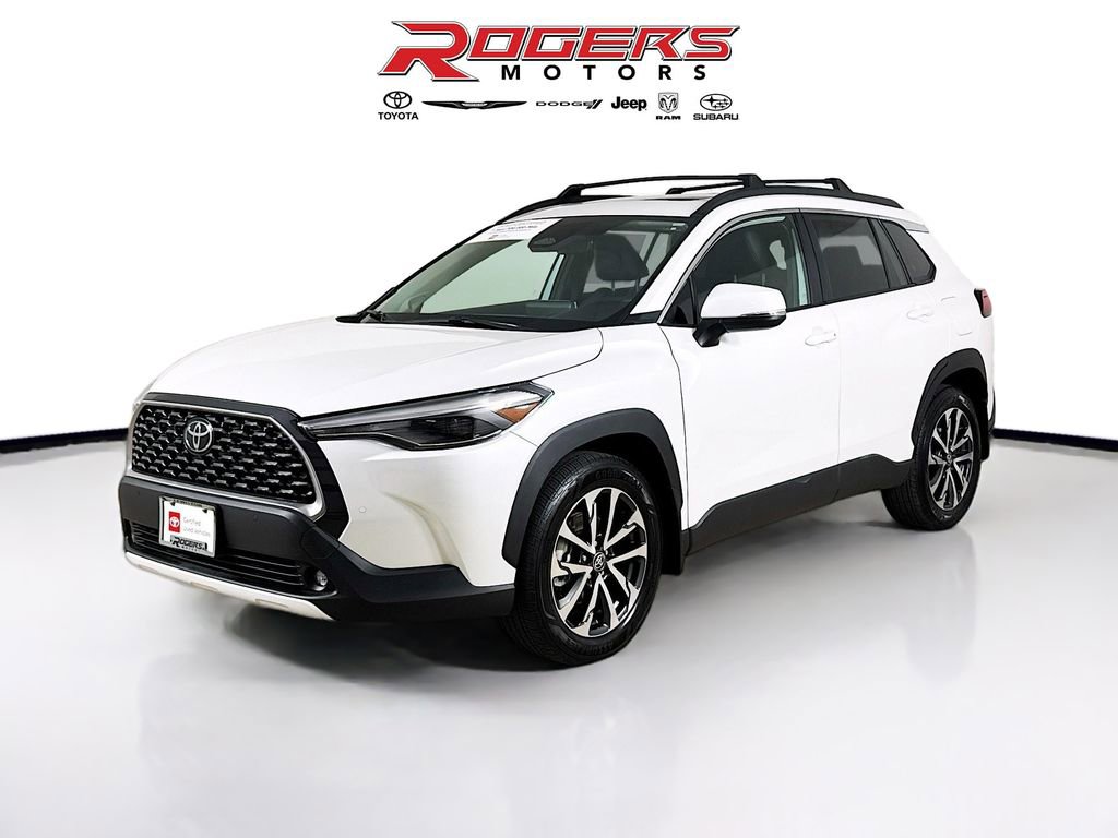 Certified 2023 Toyota Corolla Cross XLE w/ Convenience Package AWD/4WD image 8