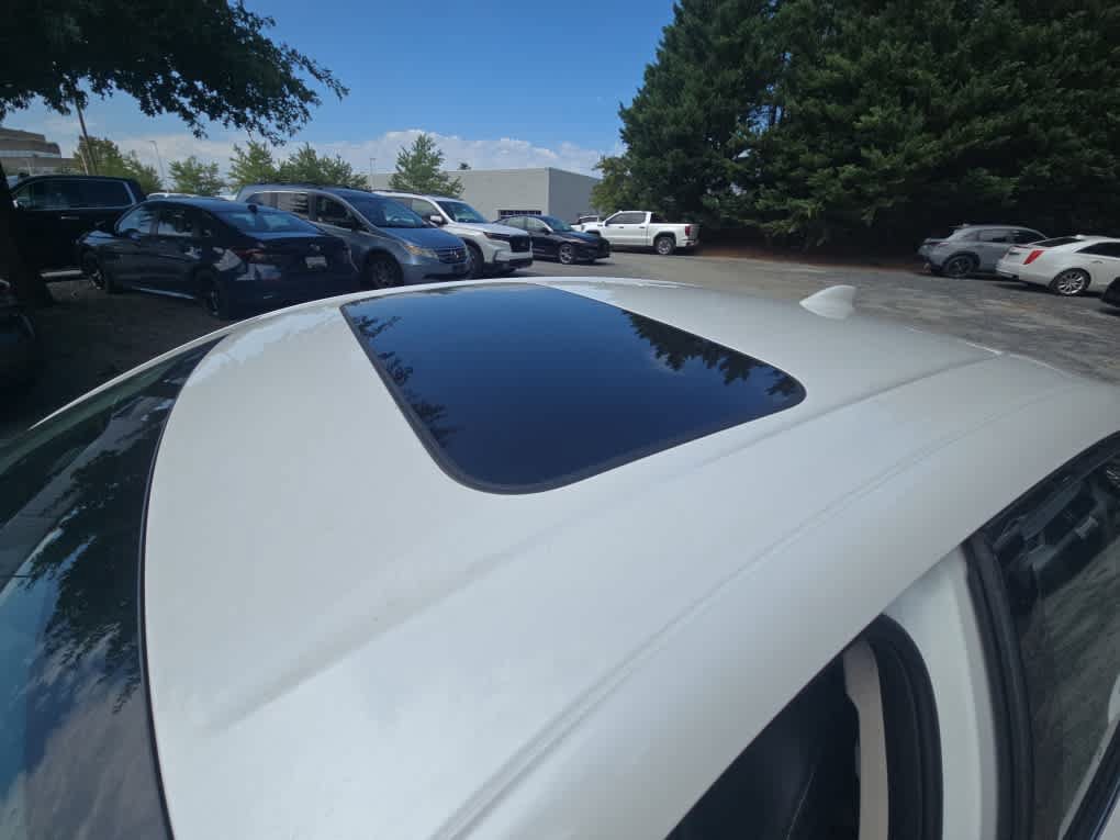 Used 2023 Acura TLX w/ Technology Package FWD image 16