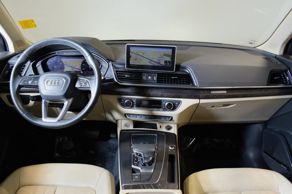 Used 2019 Audi Q5 2.0T Premium Plus w/ Premium Plus Package AWD/4WD image 16