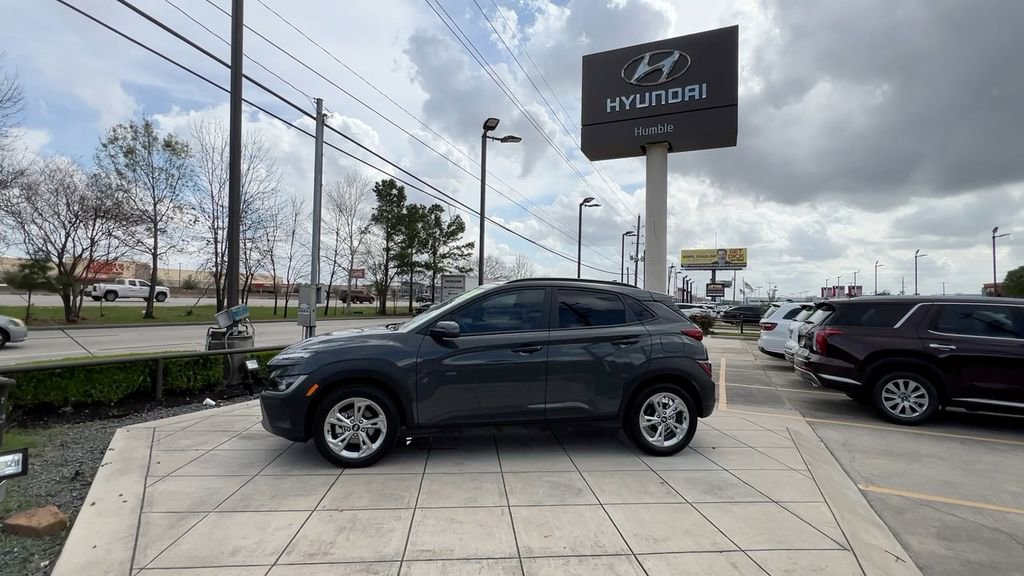 Used 2023 Hyundai Kona SEL w/ Cargo Package image 4