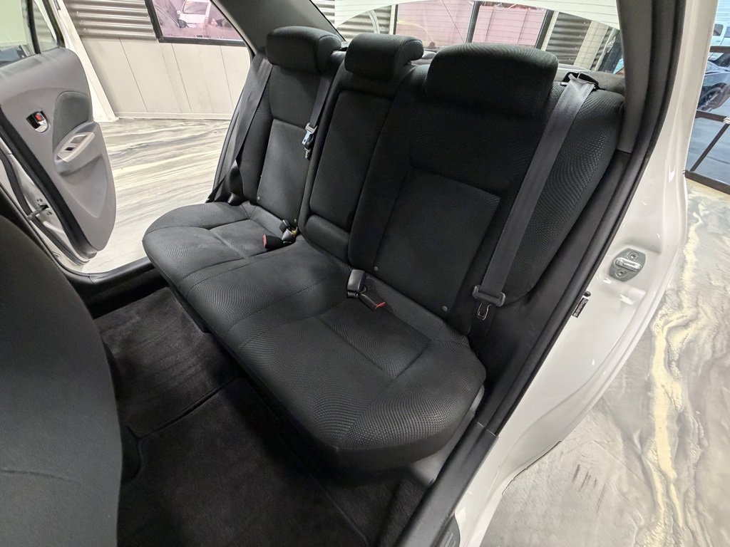 Used 2009 Toyota Yaris Sedan image 7