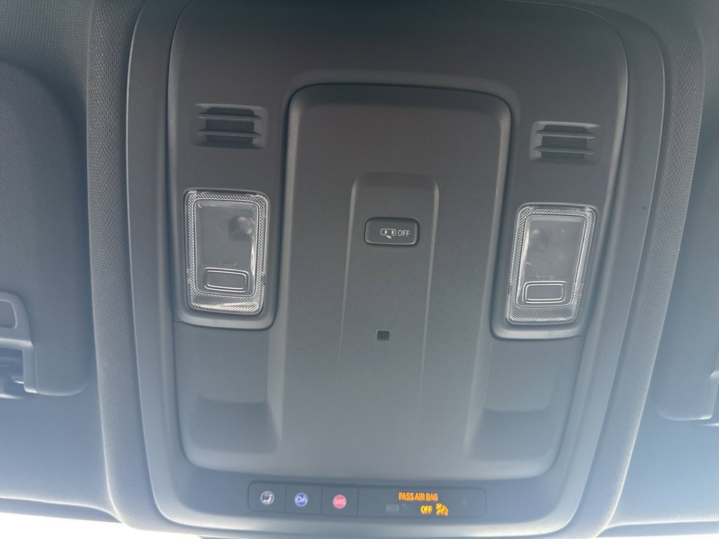 Used 2023 Chevrolet Suburban LS image 21