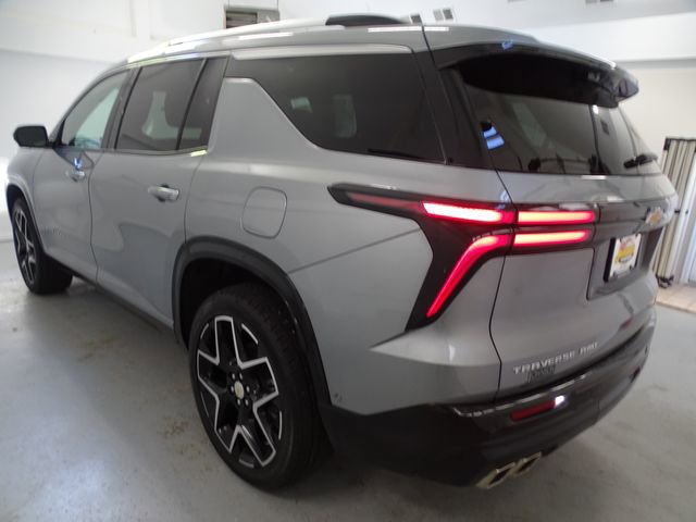Used 2025 Chevrolet Traverse High Country w/ LPO, Floor Liner Package AWD/4WD image 19