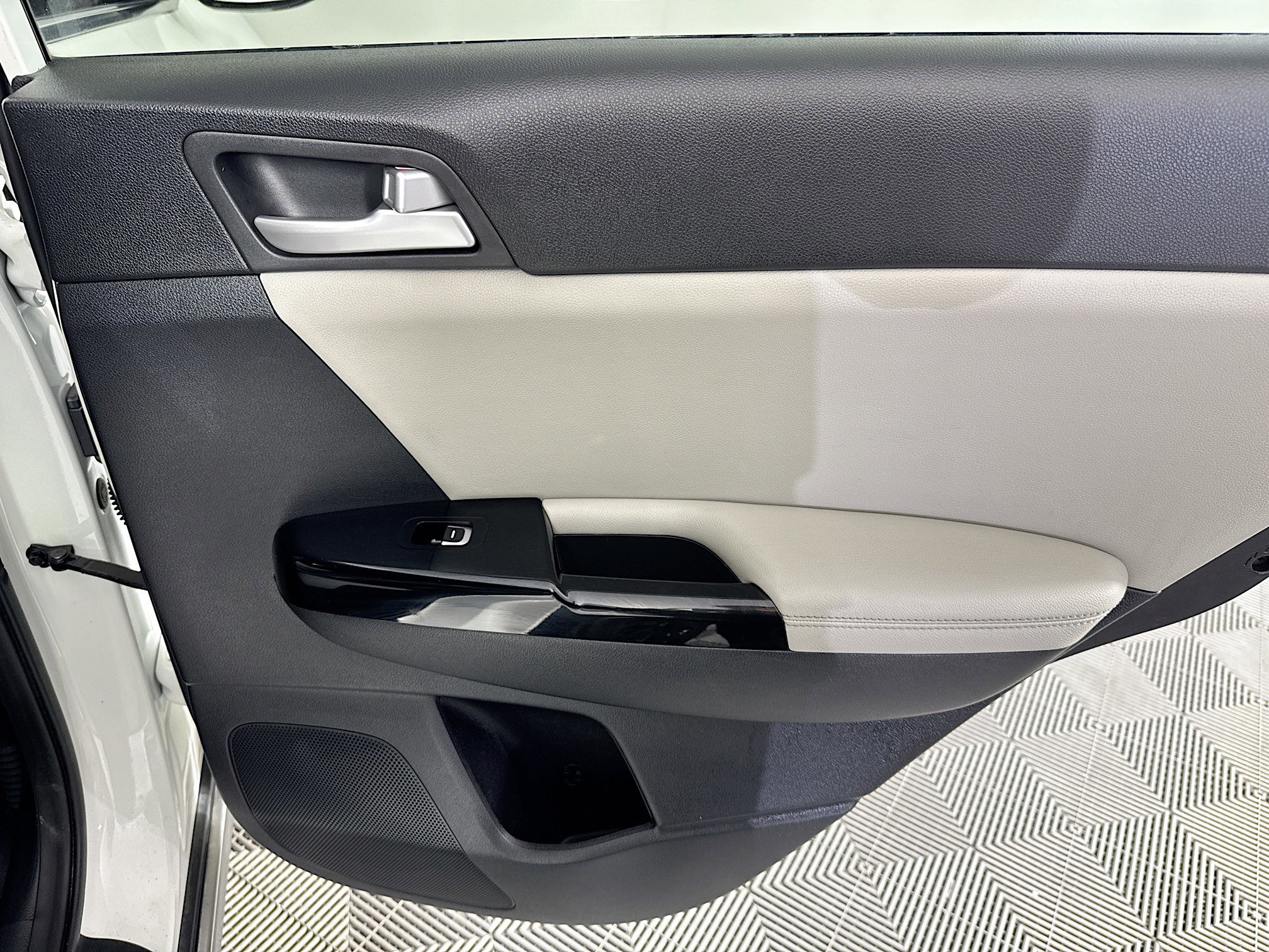 Used 2019 Kia Sportage EX w/ EX Sport Appearance Package image 27