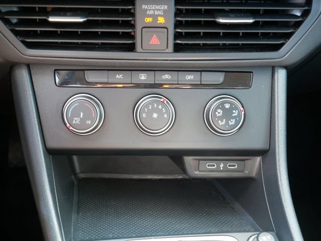 Certified 2024 Volkswagen Jetta S FWD image 31