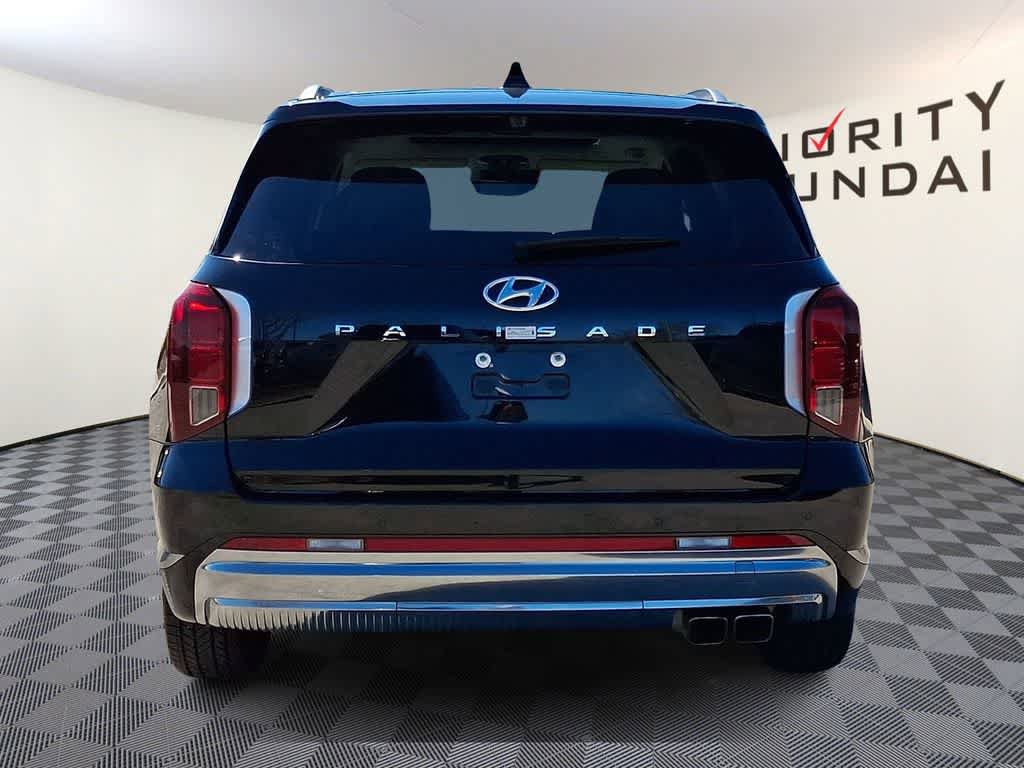 Used 2024 Hyundai Palisade Calligraphy image 5